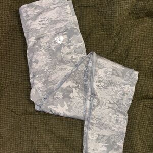 Women’s Best Gray Camouflage Leggings SEAMLESS